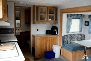 Intérieur de location de la roulotte